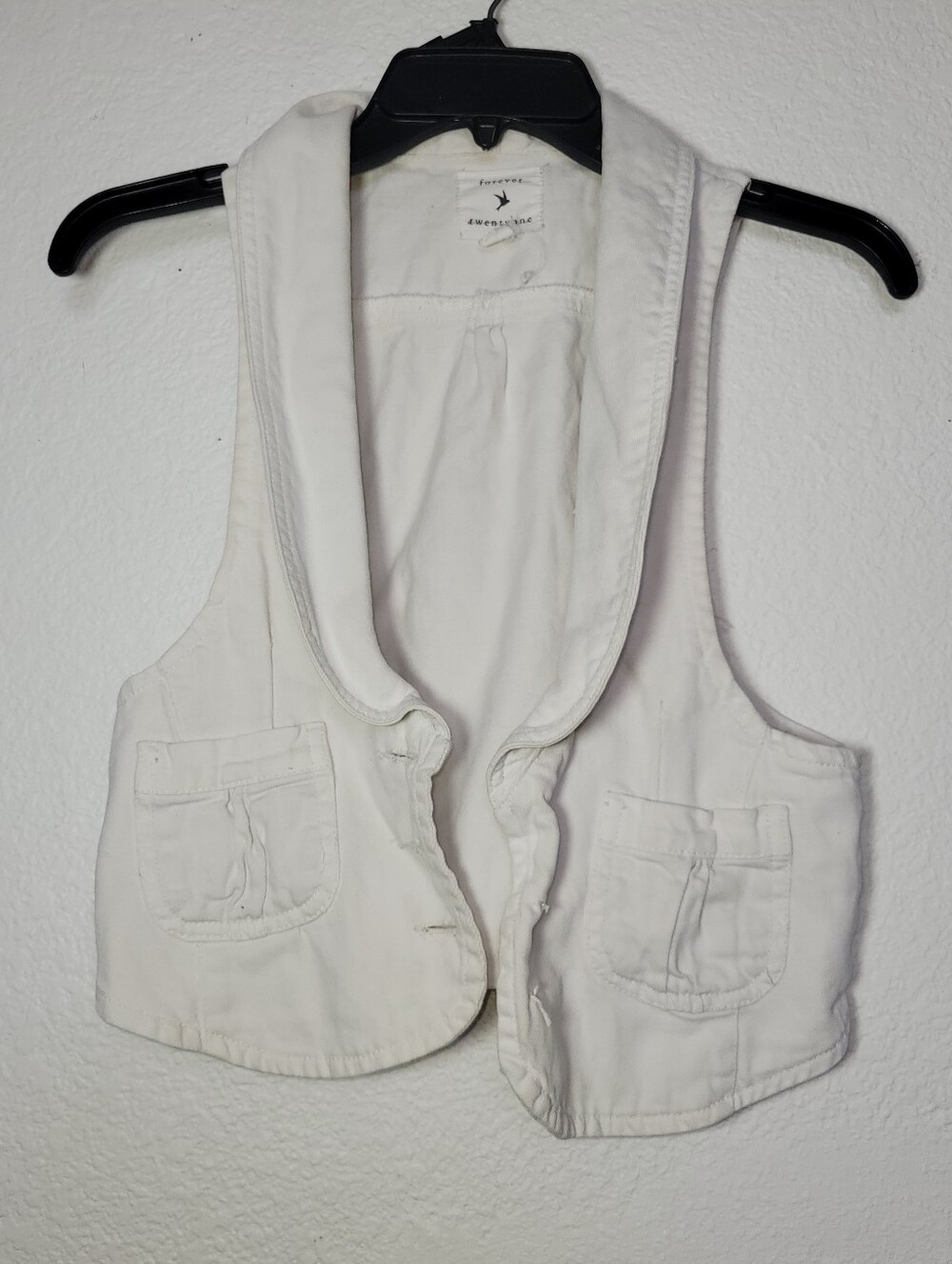 Forever 21 White Cotton Vest with Pocket Detail